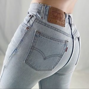 Vintage Light Wash Levi’s 512 Jeans A86